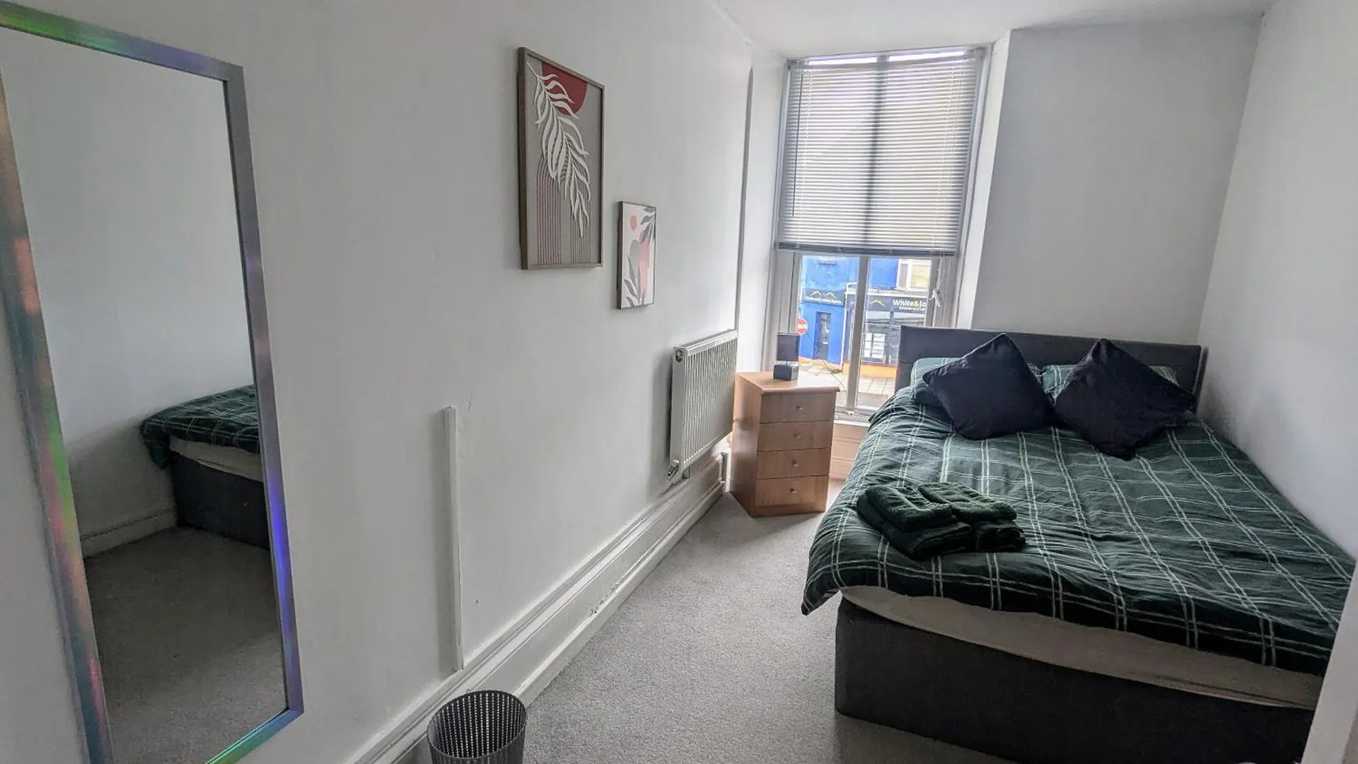 Boho Bliss Apartment Swansea